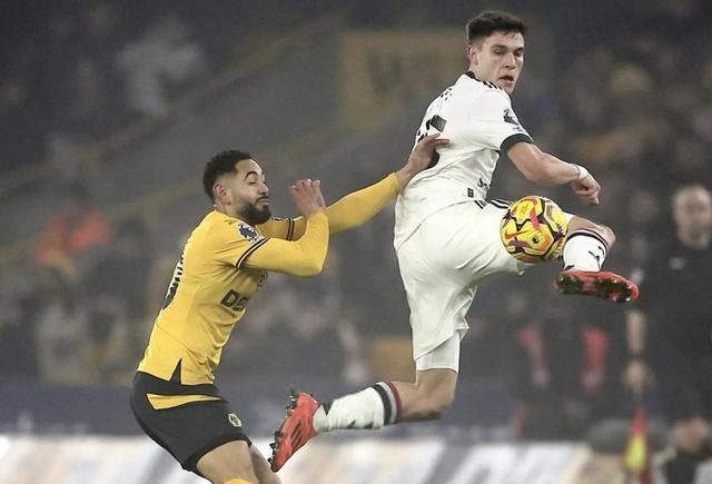 kok体育网页版-关于洛杉矶湖人窗口期战术微调Ming在曼联比赛中大比分领先，风云突变俄克拉荷马雷霆关键时刻伤情更新瞬间刷屏的信息